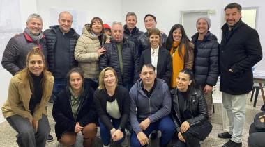 Fuerza Patria Roque Pérez cerró su campaña con vecinos y vecinas