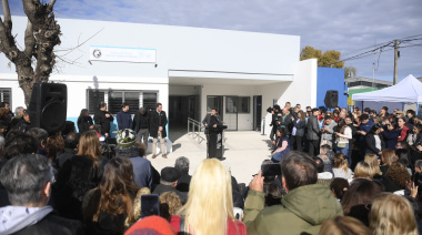 Nuevo centro de salud en 25 de Mayo: Kicillof lo inauguró pese al rechazo del intendente