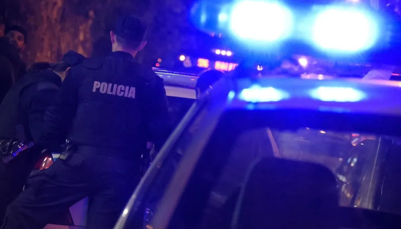 Transportista alcoholizado fue detenido tras protagonizar un violento episodio en la colectora de la Ruta 205