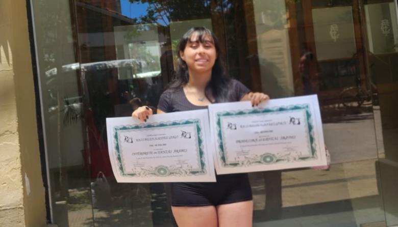 Rocío Belén Albanesi Gergo se recibió como profesora e intérprete de danzas árabes