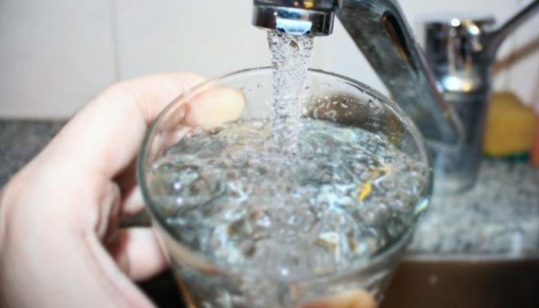 Agua en Roque Pérez: la Justicia pidió reforzar la información pública sobre la causa contra ABSA