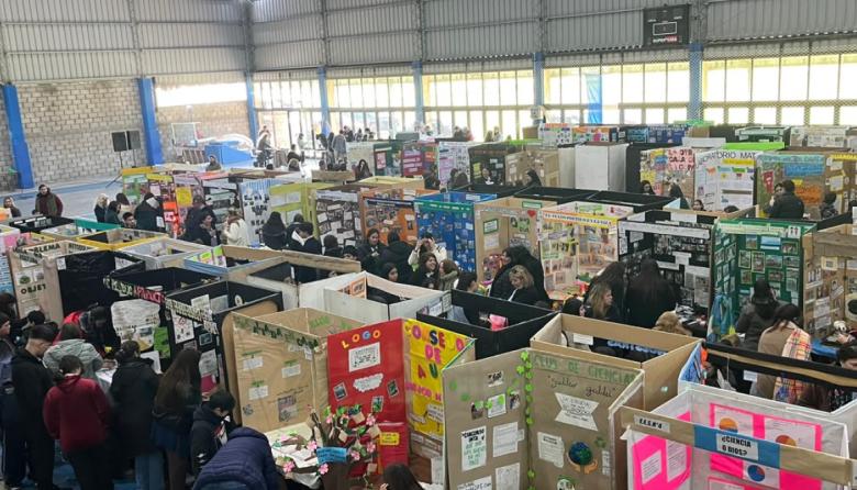 La Feria Regional de Educación reunió más de 150 proyectos en Roque Pérez
