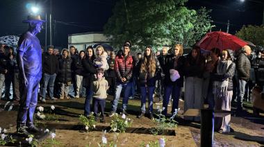 Roque Pérez recordó a Juan Carlos “Chinchu” Gasparini con la inauguración de un monumento en su honor