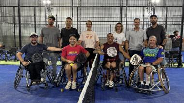 Roque Pérez fue sede de una exhibición de pádel adaptado en silla de ruedas